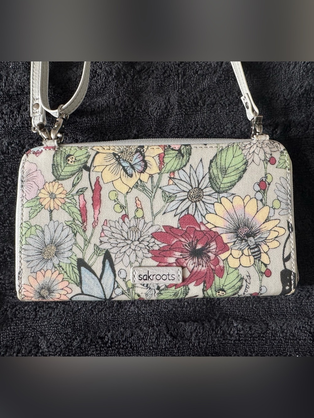 Sakroots Floral Print Crossbody Wallet/Wristlet - Picture 11 of 15